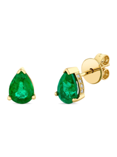 أقراط مرصعة بالزمرد على شكل دمعة