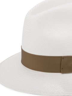 قبعة بنما متوسطة الحجم من ألياف القش الرفيعة