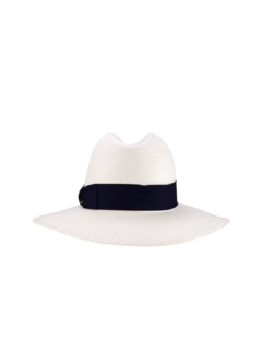 قبعة كلاوديت بنما بحافة عريضة رفيعة