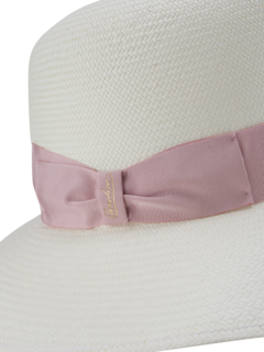 قبعة كلاوديت بنما بحافة عريضة رفيعة