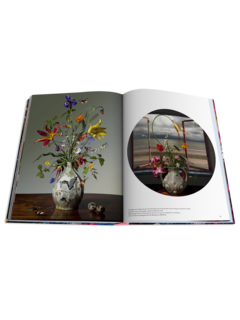 Flowers: Art & Bouquets