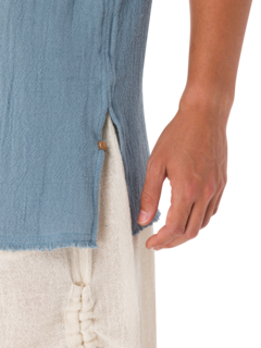 بلوزة إيكاب بأكمام قصيرة