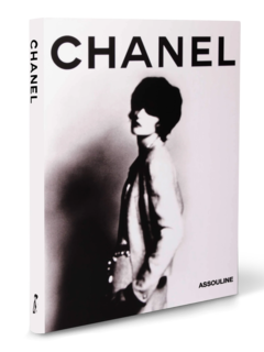 مجموعة كتب شانيل من 3 أجزاء (2020): فاشن، جوليري آند ووتشز، بيرفيومز آند بيوتي