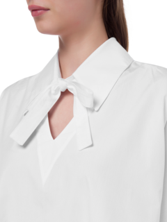 بلوزة بوبلين بتصميم دائري