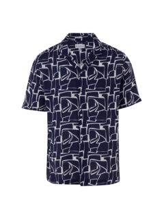 قميص مارس مزين بطبعة