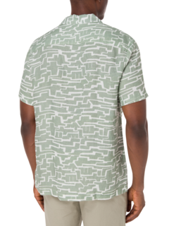 قميص مارس مزين بطبعة