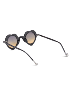 نظارة شمسية ديسياسيت