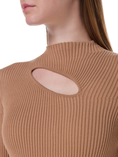 /original/DR402_ARON_Hazelnut 2_5.png_convert-240x320