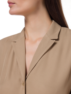 جاكيت من الفسكوز والأسيتات الصديق للبيئة