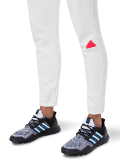 سنيكرز ألترا بوست 1.0