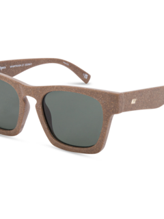 /original/LSU2329611_LESP_CoffeGrnds_4.png_convert-240x320