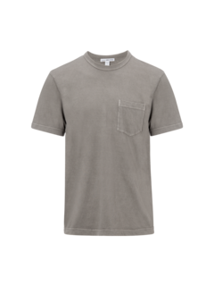 تيشيرت بجيب وأكمام قصيرة