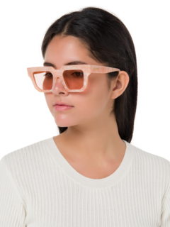 /original/R02_GIAR_PeachMrble_2.png_convert-240x320