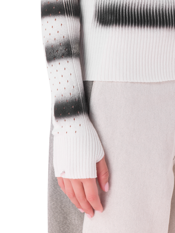 /original/03188SW_OBLQ_WHITE_6.png_convert-600x800