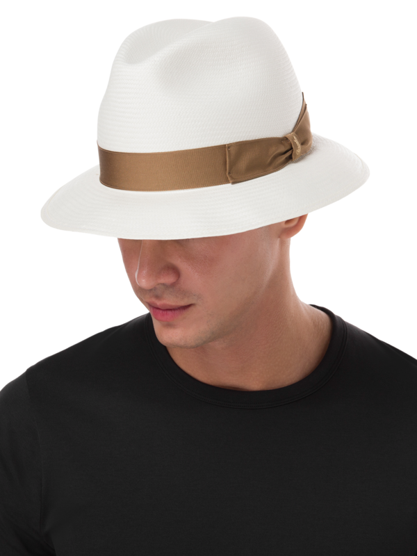قبعة بنما متوسطة الحجم من ألياف القش الرفيعة