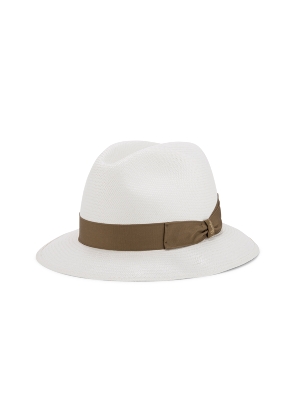 قبعة بنما متوسطة الحجم من ألياف القش الرفيعة