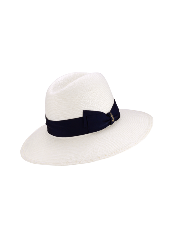 قبعة كلاوديت بنما بحافة عريضة رفيعة