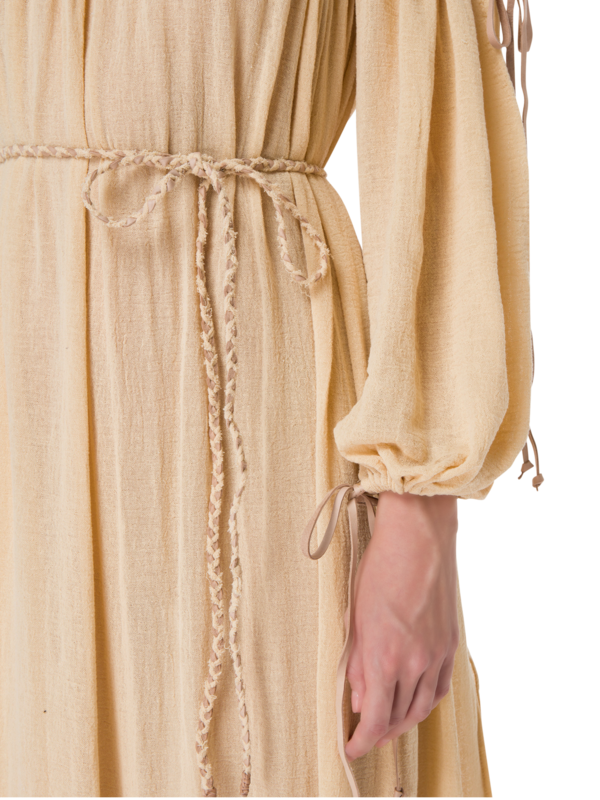 فستان كيكاب مكشوف الكتفين