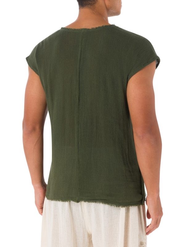 قميص زول خفيف بدون أكمام وبرقبة على شكل حرف V