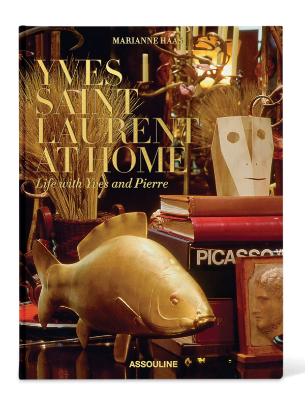 كتاب "Yves Saint Laurent At Home"