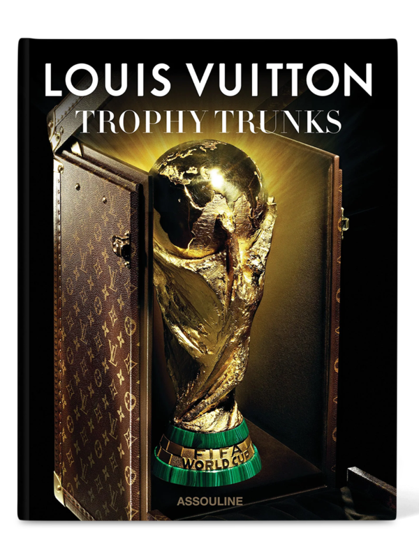 كتاب "Louis Vuitton Trophy Trunks"