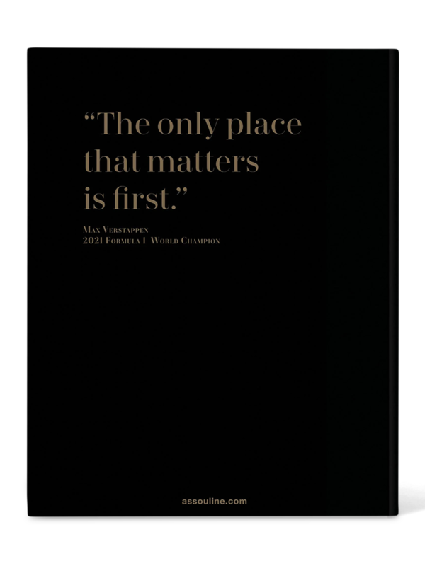 كتاب "Louis Vuitton Trophy Trunks"