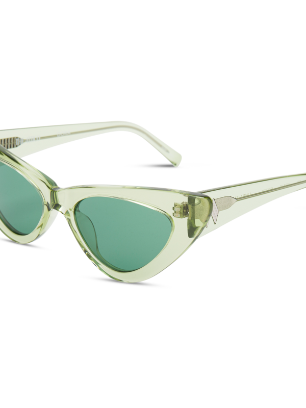 نظارة شمسية دورا