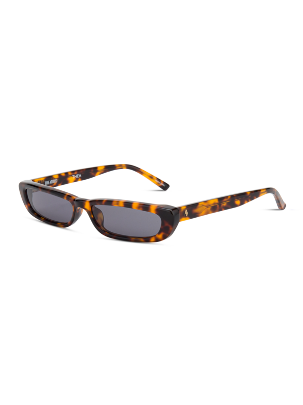 /original/ATTICO39C2SUN_LFRW_TShllyelGo_3.png_convert-600x800