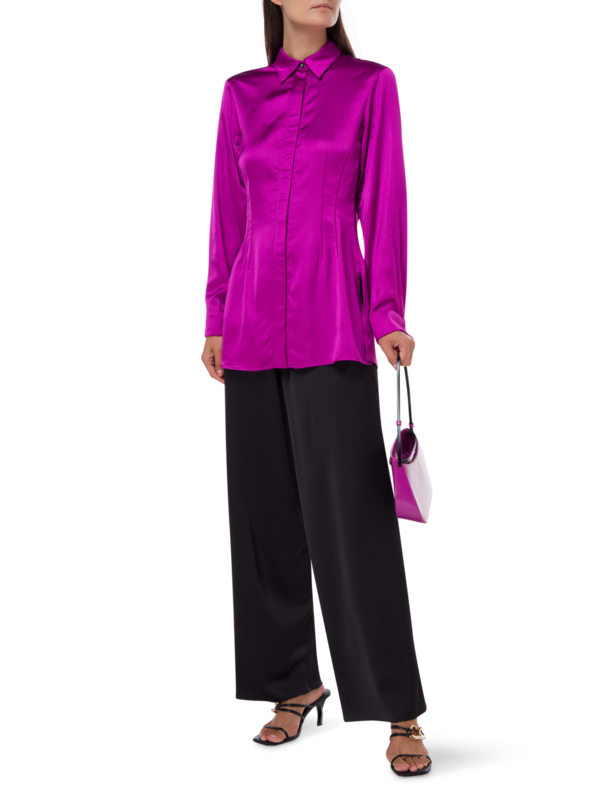 قميص ساتان ضيق بأكمام طويلة