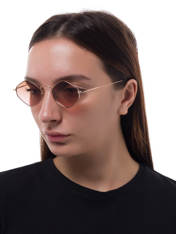 نظارة شمسية إميلي