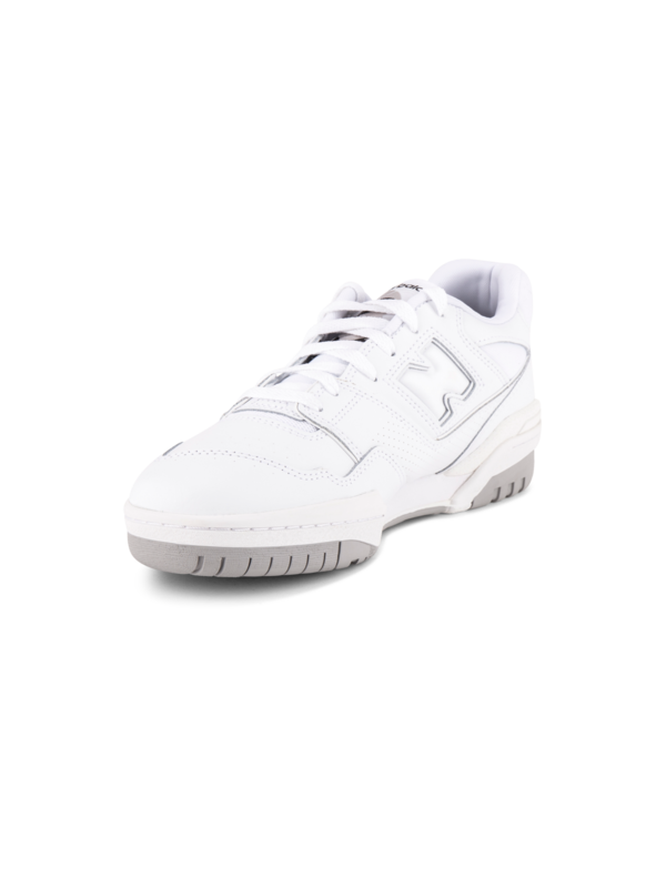 حذاء سنيكرز BB550 برقبة منخفضة