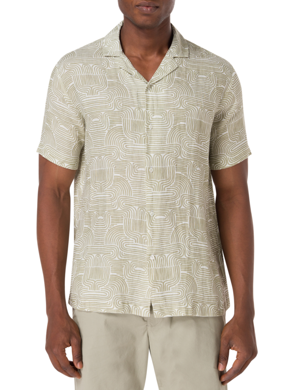 قميص مارس مزين بطبعة