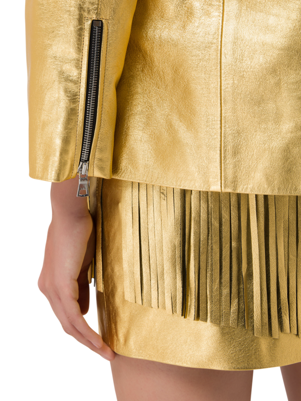/original/DCAT22MDIXDORFL_DANC_GOLD_8.png_convert-600x800