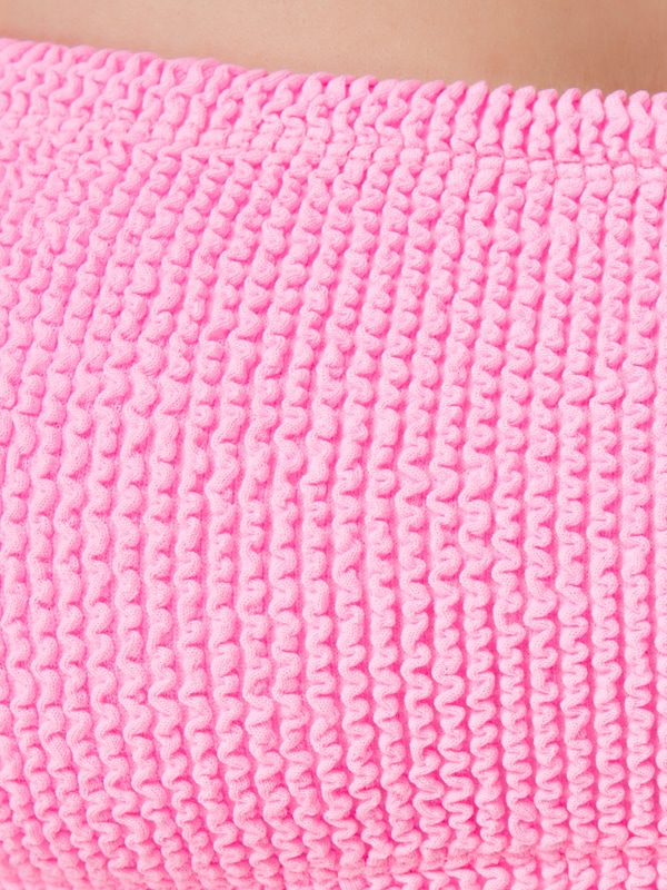 بيكيني جيجي