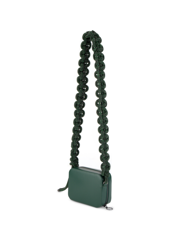 /original/HB262C3869_KARA_EMERALD_4.png_convert-600x800