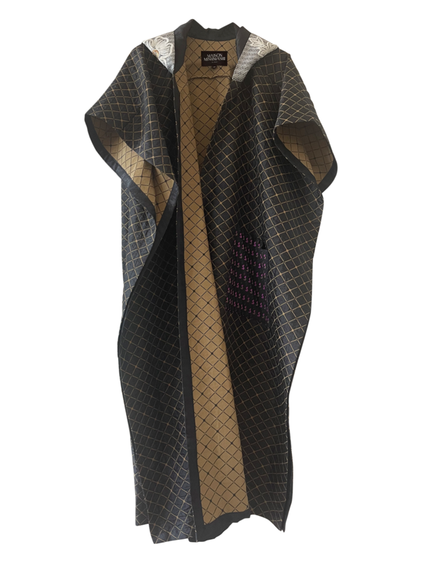 /original/KAFMCIXBF001_CONS_BLACK-GOLD_1.png_convert-600x800