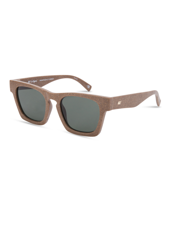 /original/LSU2329611_LESP_CoffeGrnds_2.png_convert-600x800