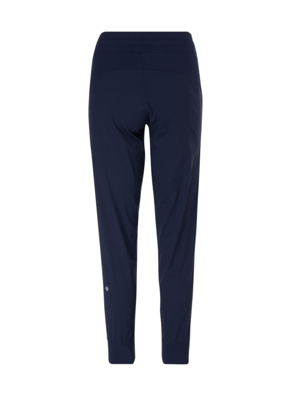 /original/LW5ENMS_031382_LULU_31382_2.png_convert-600x800