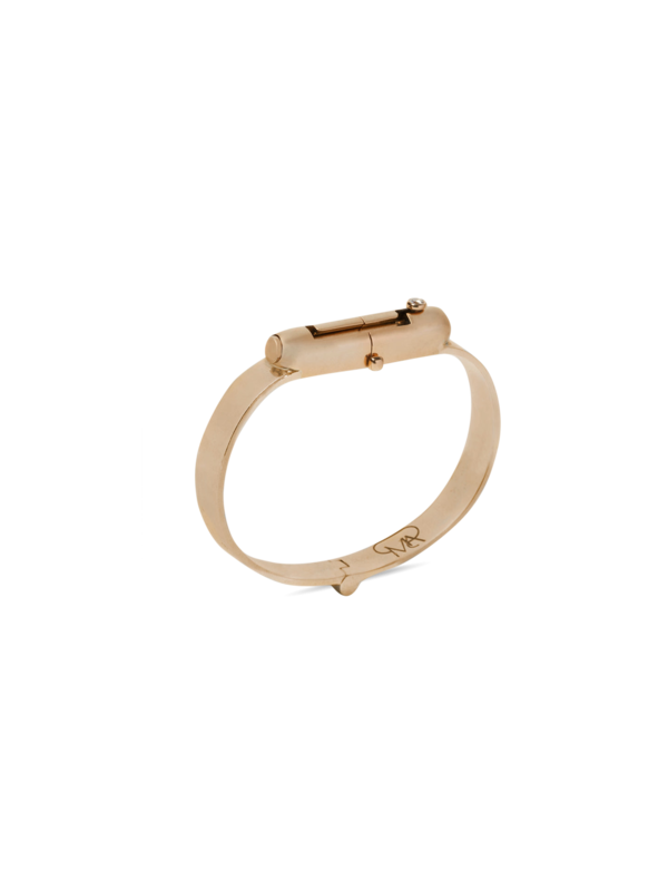 /original/MAZEPHYRYG_CONS_YG_1.png_convert-600x800