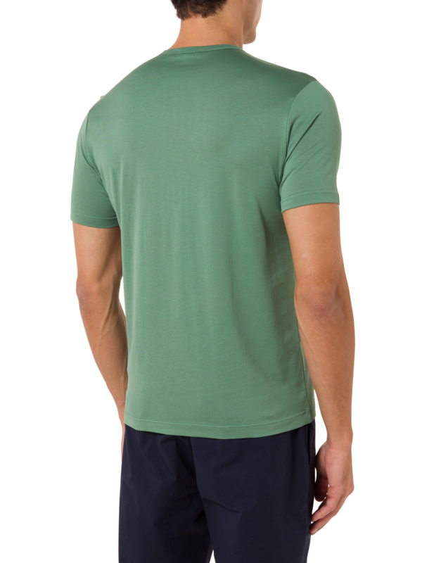 تيشيرت كلاسيكي بفتحة رقبة مستديرة