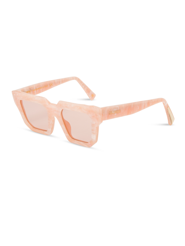 /original/R02_GIAR_PeachMrble_3.png_convert-600x800