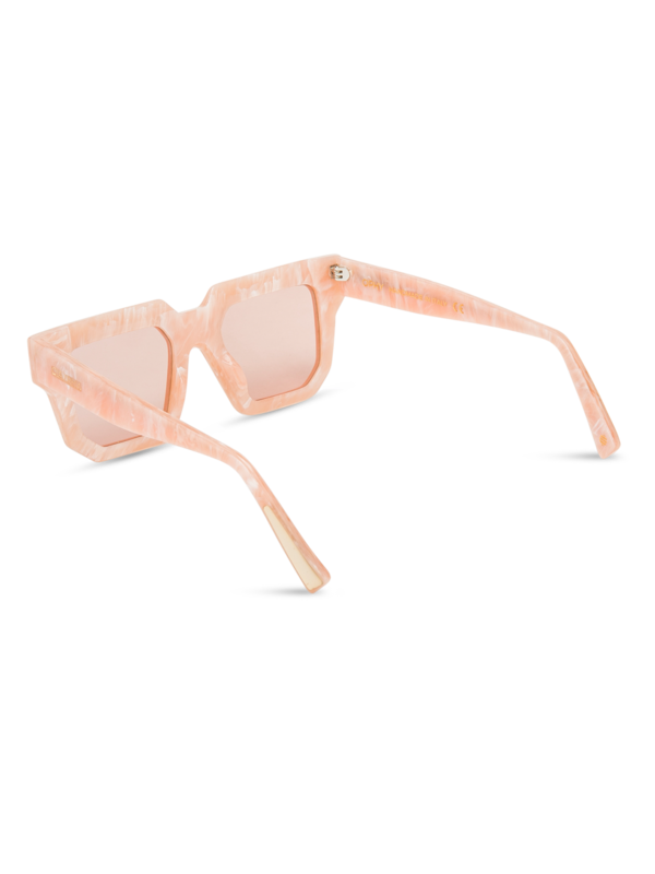 /original/R02_GIAR_PeachMrble_4.png_convert-600x800