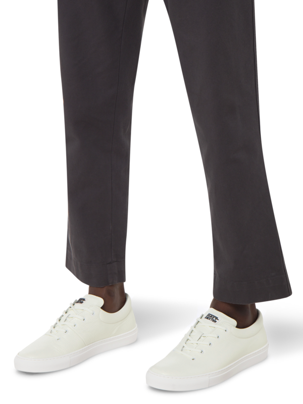 /original/SCLEAN_DUDE_WHITE_2.png_convert-600x800