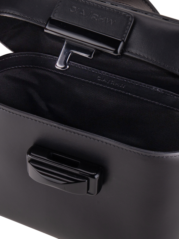 /original/SMALLBAG_GIAR_5000 Black_5.png_convert-600x800