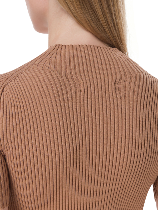 /original/TO400_ARON_Hazelnut 2_6.png_convert-600x800