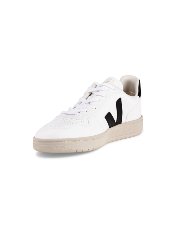 سنيكرز V-10 برقبة منخفضة