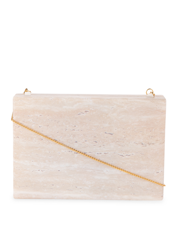 حقيبة يد صغيرة من الخشب