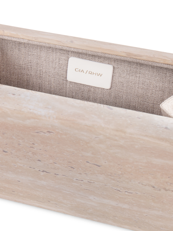 حقيبة يد صغيرة من الخشب